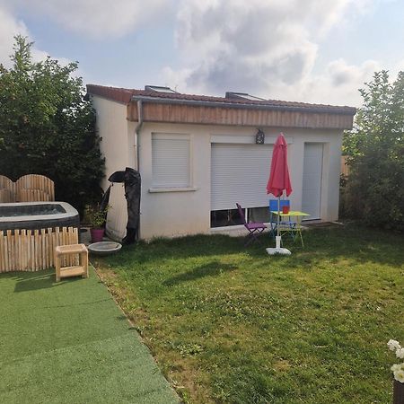La Serenite Balinaise, Chambre Et Sdb Privee, Jardin , Piscine Et Jacuzzi En Saison, Pres De Chantilly, Parc Asterix Et Cdg Et Paris En 20' Orry-La-Ville Exterior foto
